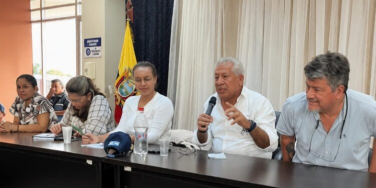 Justicia laboral: Alcaldía de El Guabo salda deuda histórica de más de $600 mil con obreros municipales