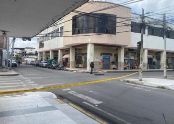 ​Hallazgo de artefacto explosivo generó tensión en una cooperativa de taxis en Pasaje