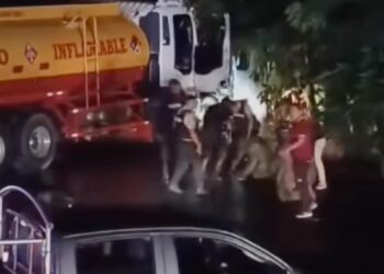 ​Uniformados implicados en red de tráfico de hidrocarburos usaban a sus familias para recibir pagos ilícitos