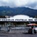 11 estudiantes de Medicina de la UCE fueron detectados presuntamente copiando con dispositivos ocultos durante examen