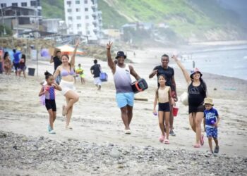 Establecimientos turísticos aplicarán reducción del IVA al 8% durante el feriado por la Batalla de Pichincha
