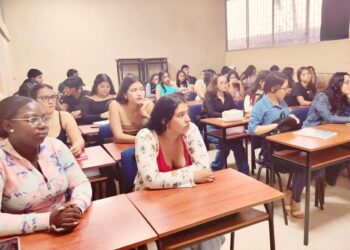 Cerca de 1.900 estudiantes avanzan con éxito en el proceso de Nivelación de Grado de la UTMACH