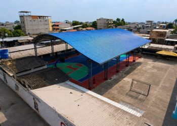 Alcalde Kike Álvarez entregará nueva cubierta tipo polideportivo en la Unidad Educativa Óscar Efrén Reyes
