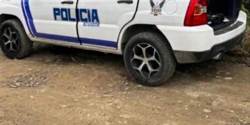 Presuntos delincuentes suplantan policías e irrumpen en urbanización privada y cometen robo armado