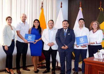 UTMACH y Contraloría General del Estado firman convenio estratégico para fortalecer la transparencia y la formación académica