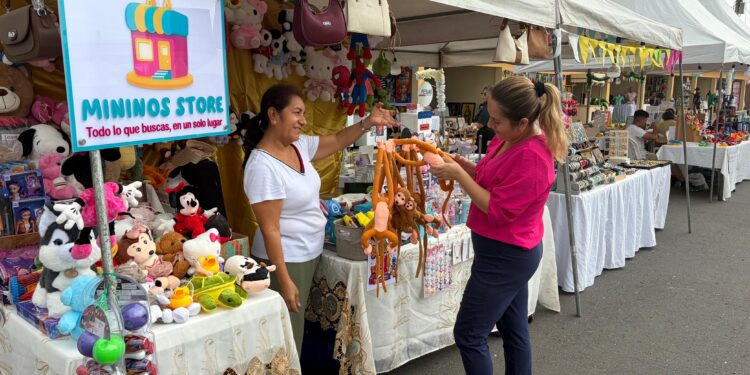 Más de 150 emprendedores formaron parte de la inauguración del El Oro ActivaFest