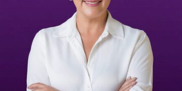 Teresa Feijóo oficializa su precandidatura para la reelección a la Alcaldía de Piñas por el movimiento ADN