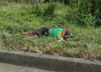 Investigan la muerte violenta de un joven de 18 años en la vía Chone–Canuto
