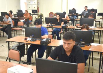 Universidad Técnica de Machala registra más de 7 mil postulantes para el período académico 2026-2
