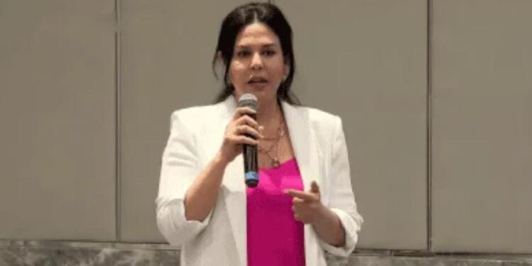 Karla Saud fue detenida en España y afronta un proceso de extradición por el caso Progen