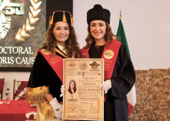 Diana Blacio recibe Doctorado Honoris Causa por su labor social en beneficio de grupos prioritarios