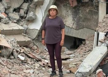 «Abrácenlos mientras puedan”, madre pierde a sus dos hijos tras el terremoto en Venezuela