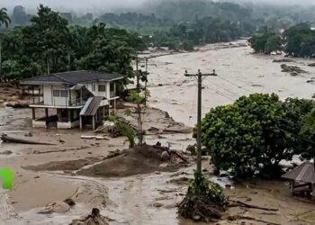 Un devastador aluvión deja once fallecidos y decenas de familias damnificadas en el barrio Santa Isabel