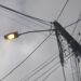 Vecinos de El Cambio denuncian que luminarias permanecen encendidas permanentemente y elevan preocupación por costos de luz