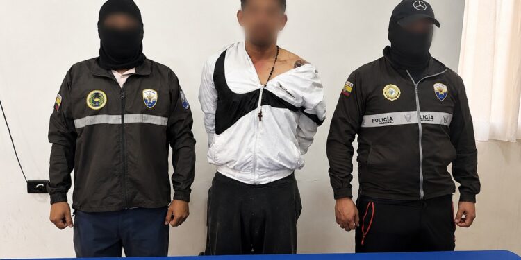 Sospechoso de asesinato fue aprehendido con una pistola y 15 municiones