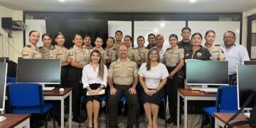 CPCO capacita a servidores policiales de El Oro en comunicación institucional