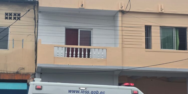 Hombre murió electrocutado mientras realizaba trabajos en la terraza de una vivienda