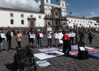 Pacientes renales reclaman por deuda estatal y continuidad de sus tratamientos
