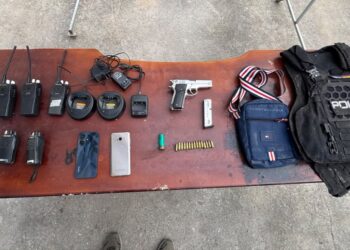 Policía Judicial incauta armamento y equipos de radiocomunicación en el sector Loma de Franco de Pasaje