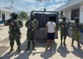 Decomisan 380 galones de diésel durante operativo militar en Arenillas
