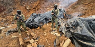 Inhabilitan una bocamina y destruyen 50 bultos de material aurífero en Ponce Enríquez