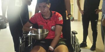 Árbitro terminó herido tras recibir una pedrada durante un partido de fútbol en Ecuador